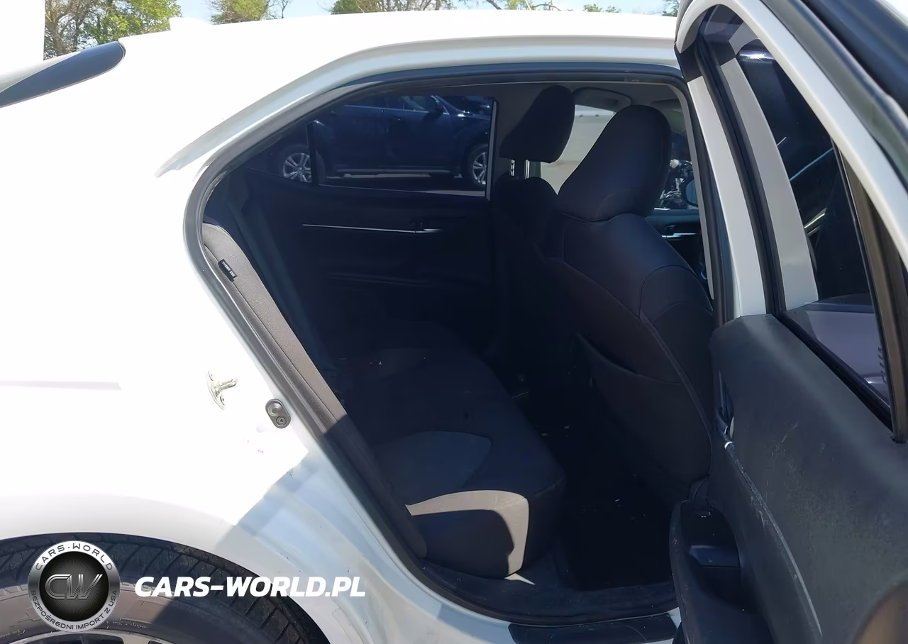 2019 Toyota Camry Le VIN:4T1B11HK3KU197724 - 8