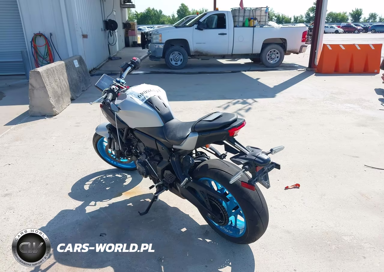 2025 Yamaha Mtn690 VIN:JYARM48E4SA001003 - 3