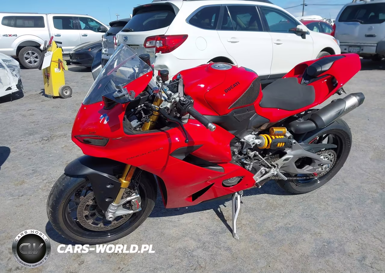 2025 Ducati Panigale V2-V2 S VIN:ZDMHAU8T2SB001104 - 2