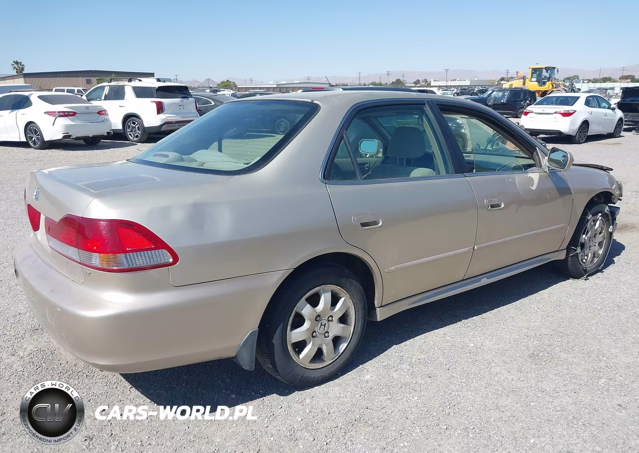 2001 Honda Accord 2.3 Ex VIN:JHMCG668X1C003494 - 4