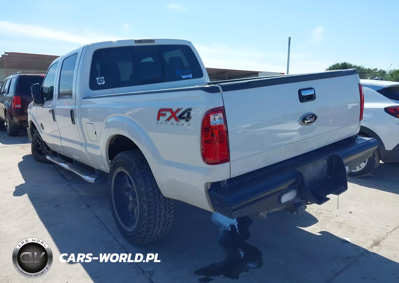 2012 Ford F-250 Xlt VIN:1FT7W2BT4CEB53178 - 3