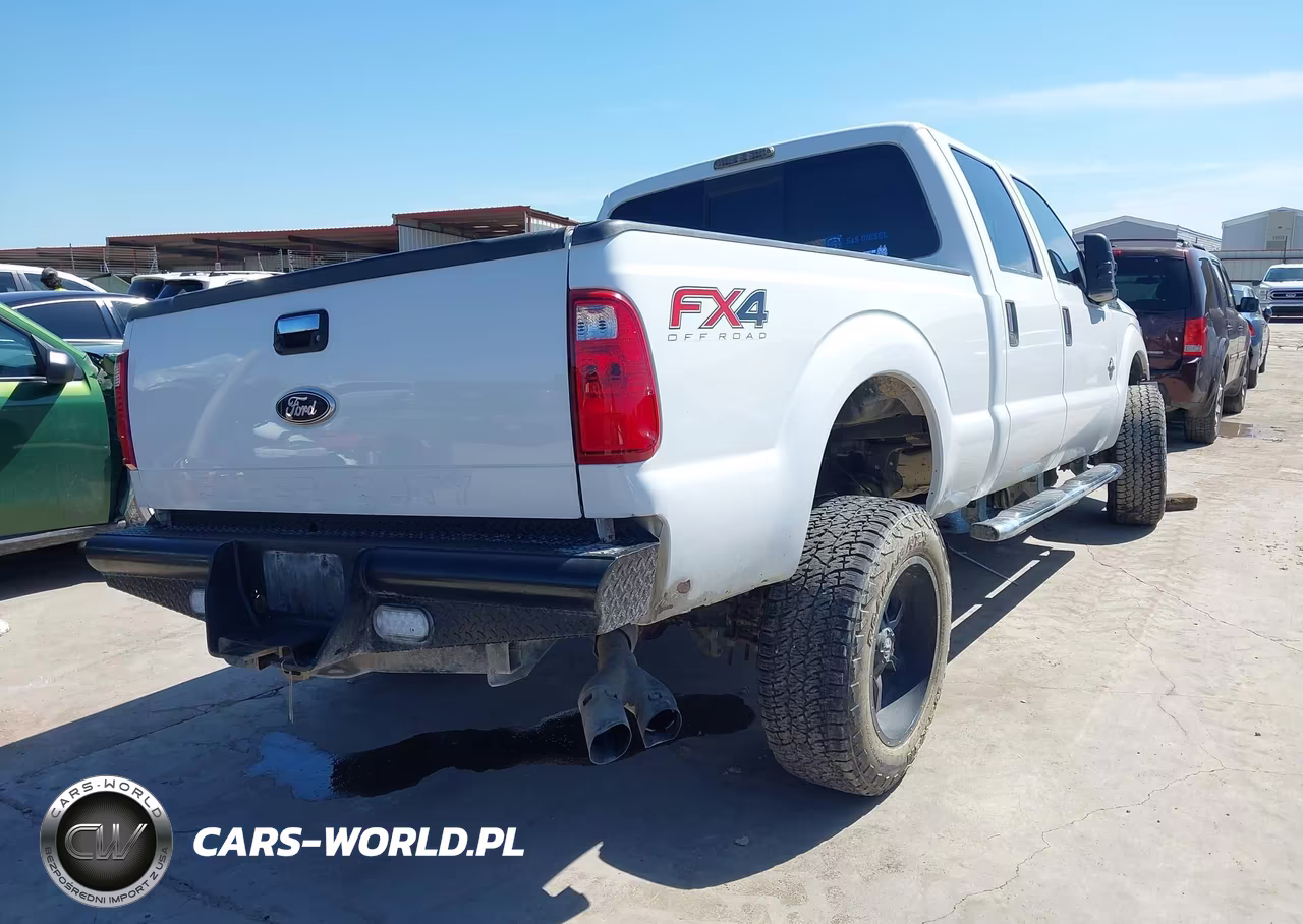 2012 Ford F-250 Xlt VIN:1FT7W2BT4CEB53178 - 4