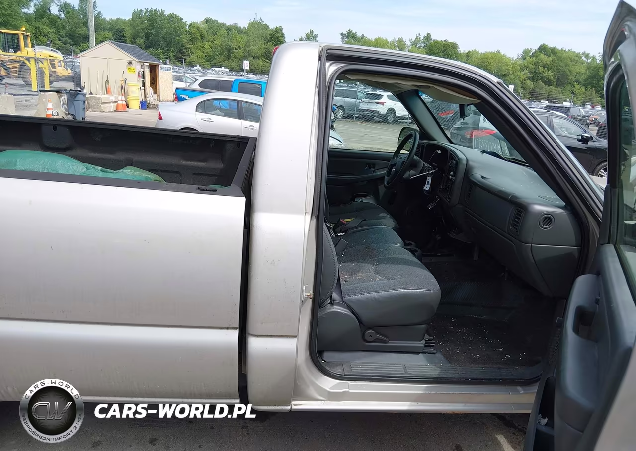 2007 GMC Sierra 1500 Classic Work Truck VIN:3GTEK14X17G218001 - 8