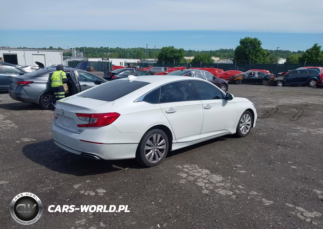 2020 Honda Accord Touring VIN:1HGCV2F95LA002892 - 4