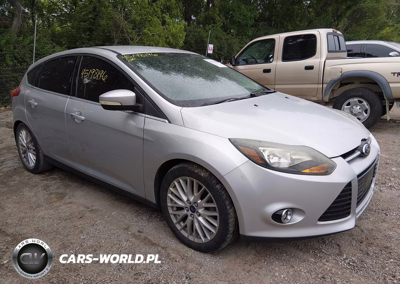 2014 Ford Focus Titanium VIN:1FADP3N26EL397752 - 6