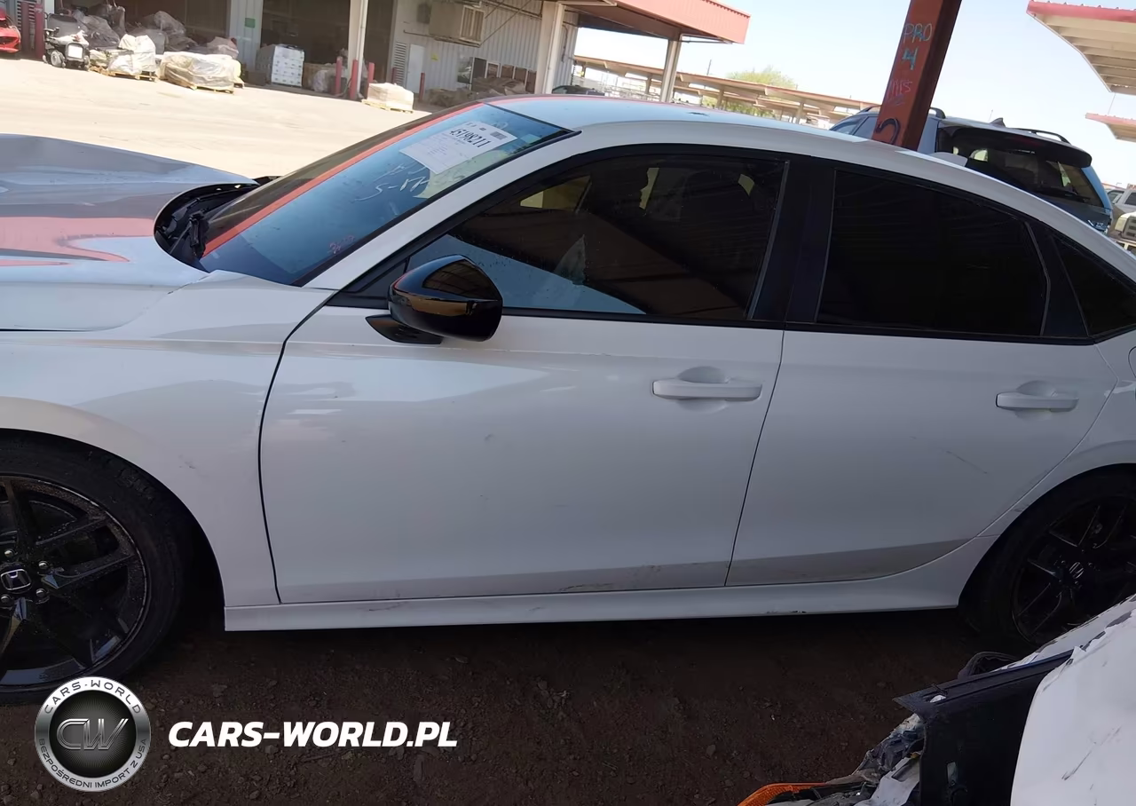 2025 Honda Civic Sport VIN:2HGFE2F5XSH525125 - 13