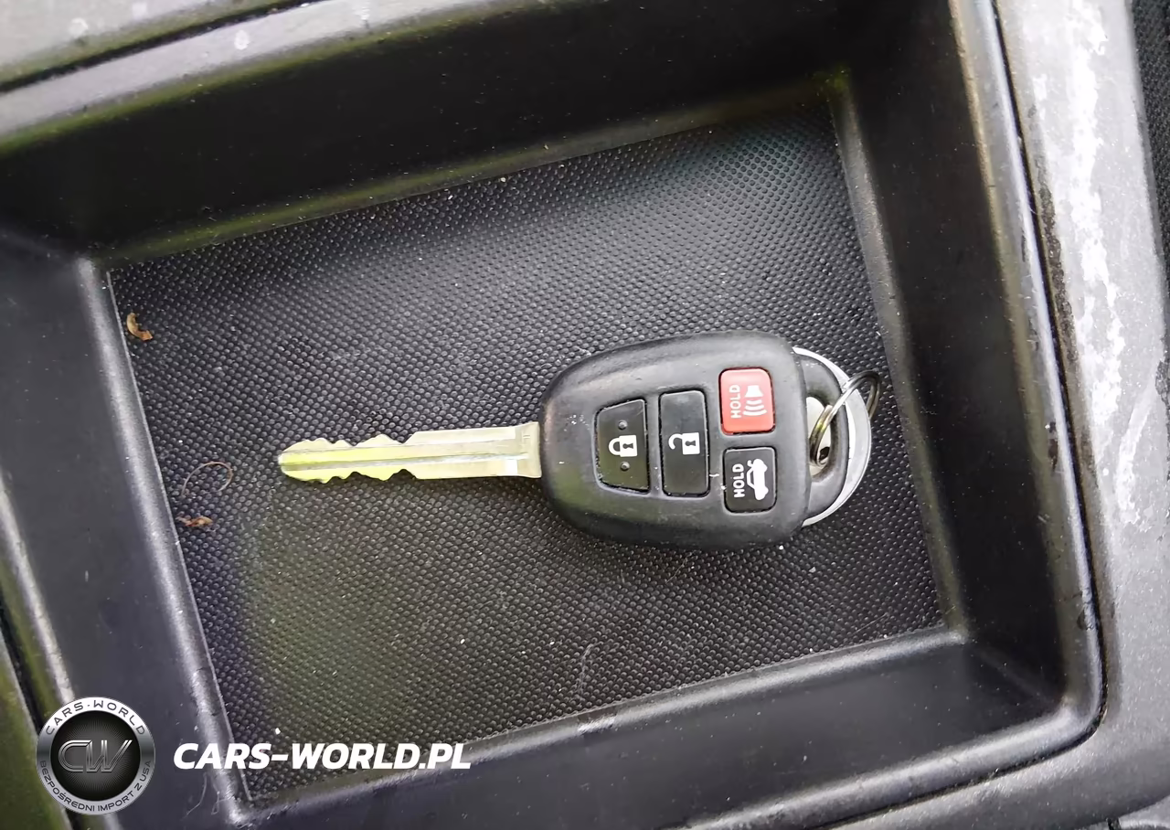 2016 Toyota Camry Le VIN:4T4BF1FK6GR533710 - 11