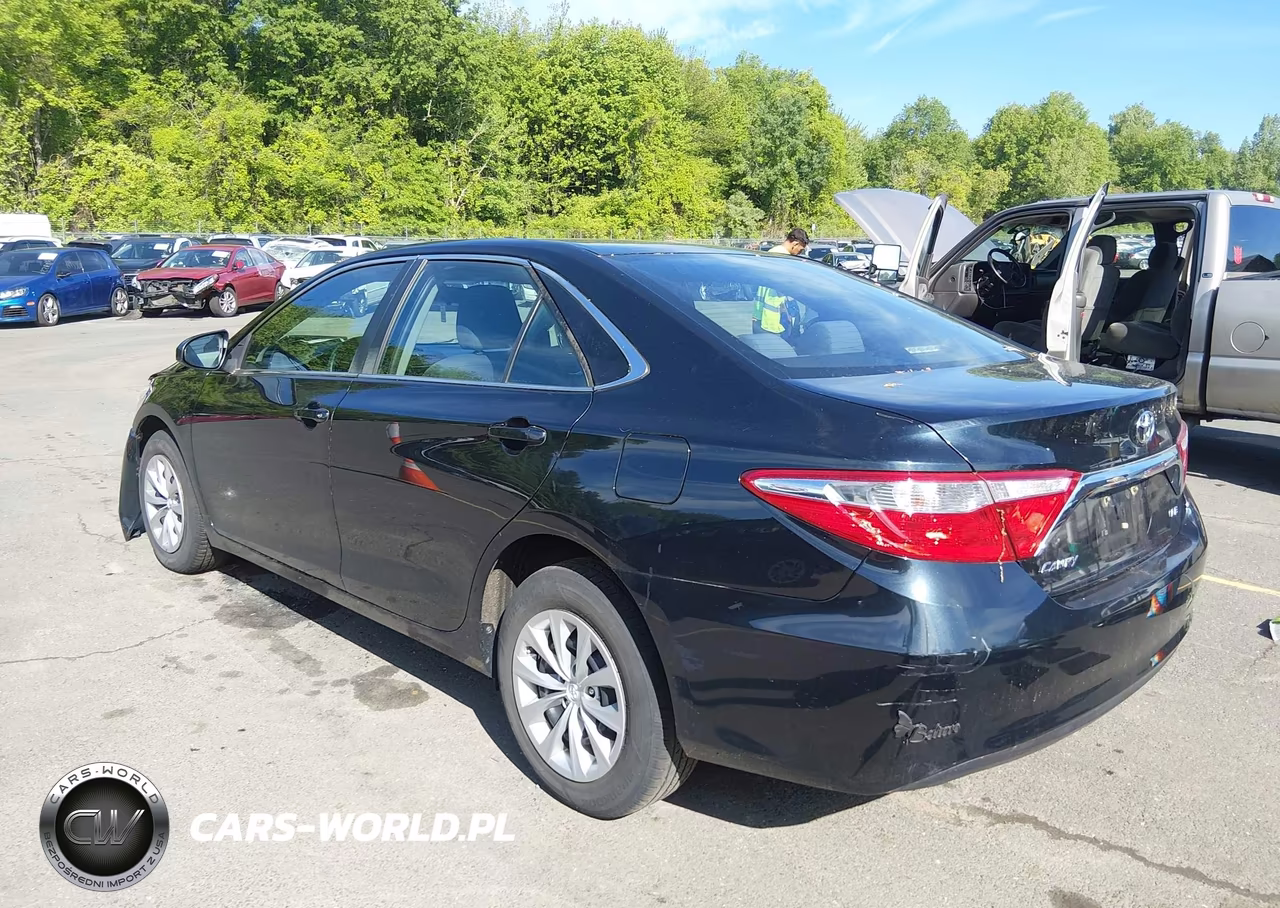 2016 Toyota Camry Le VIN:4T4BF1FK6GR533710 - 3