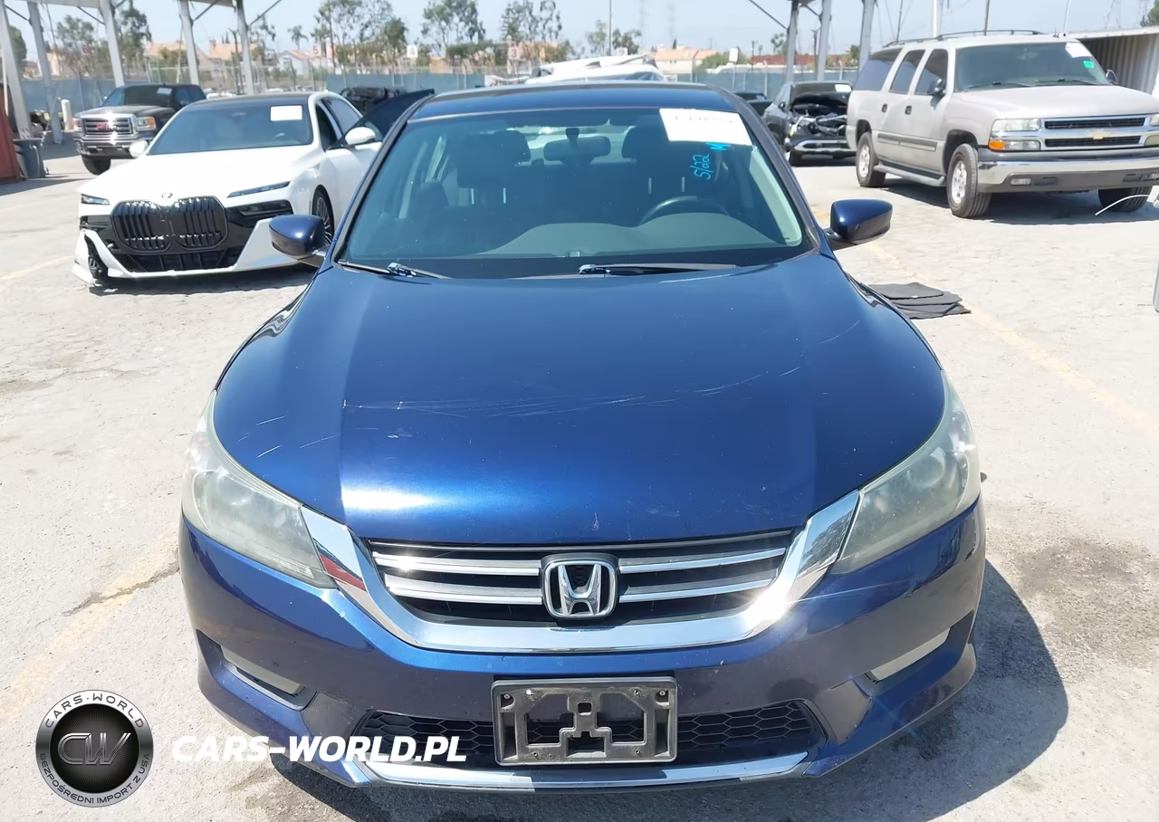 2015 Honda Accord Sport VIN:1HGCR2F57FA265519 - 12