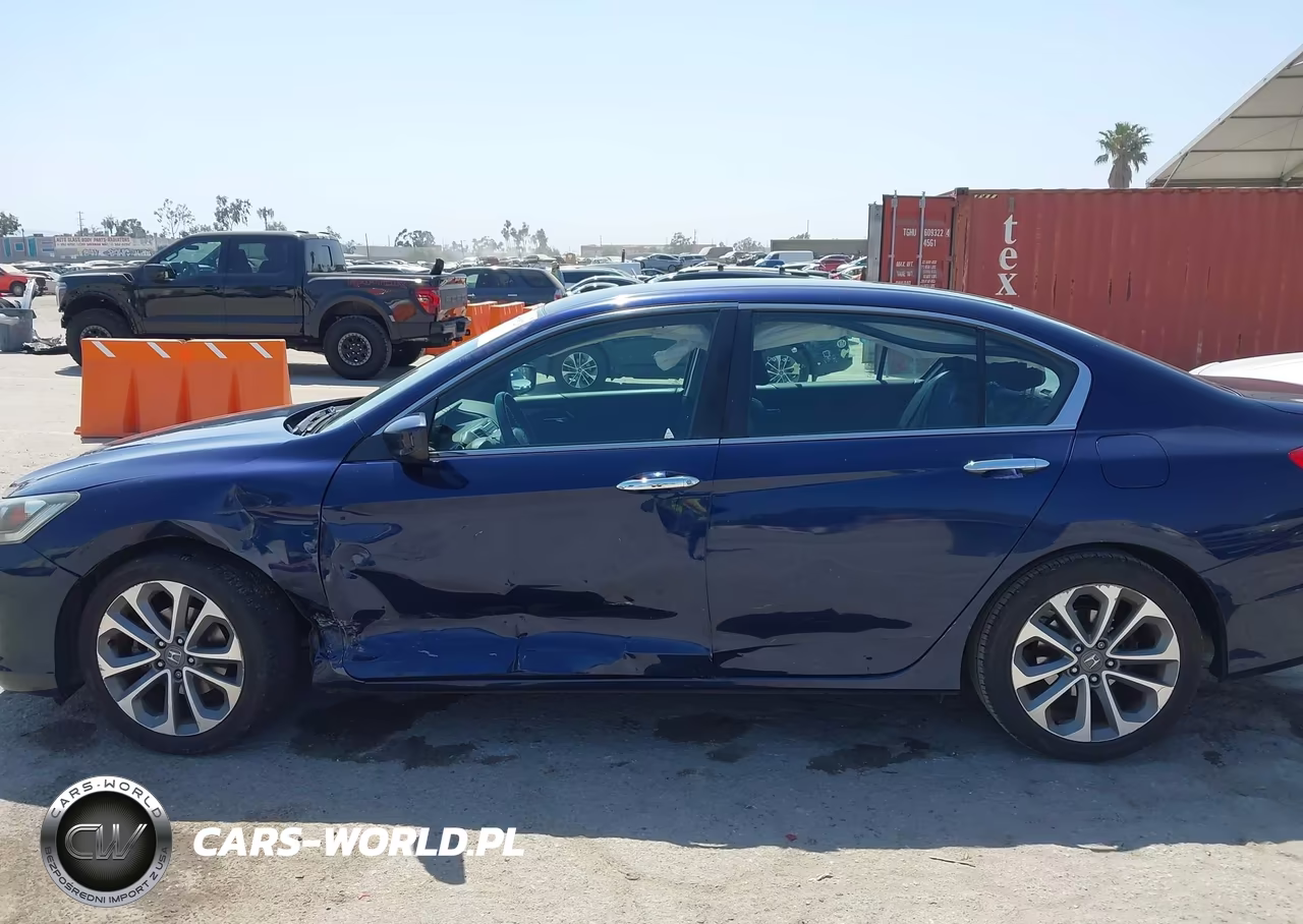 2015 Honda Accord Sport VIN:1HGCR2F57FA265519 - 14