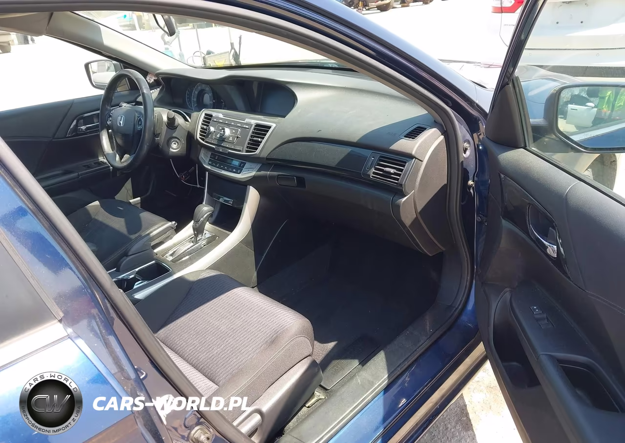 2015 Honda Accord Sport VIN:1HGCR2F57FA265519 - 5