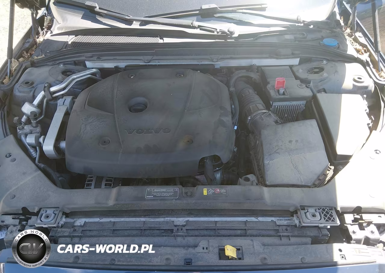 2019 Volvo S60 T6 Momentum VIN:7JRA22TK2KG004490 - 10