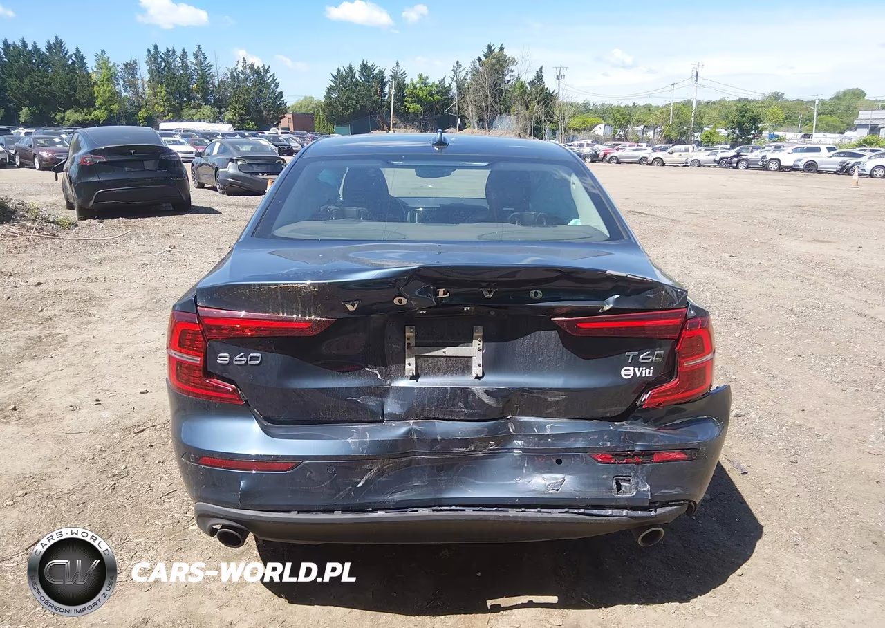 2019 Volvo S60 T6 Momentum VIN:7JRA22TK2KG004490 - 16