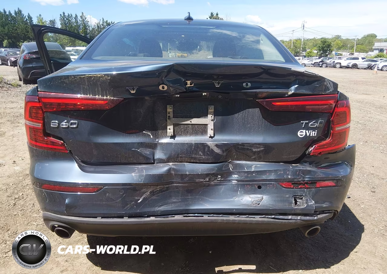 2019 Volvo S60 T6 Momentum VIN:7JRA22TK2KG004490 - 6