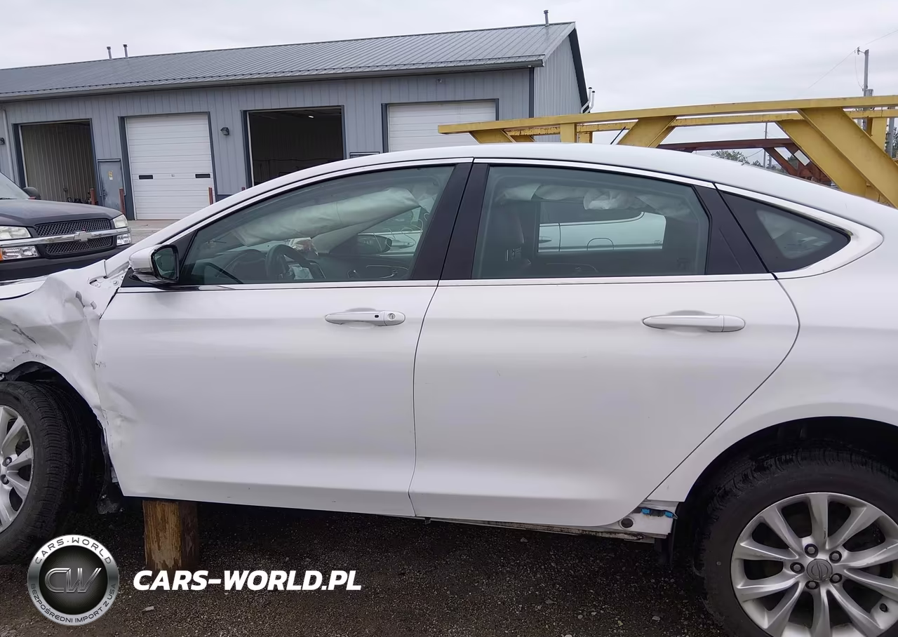 2015 Chrysler 200 C VIN:1C3CCCCB4FN593770 - 14