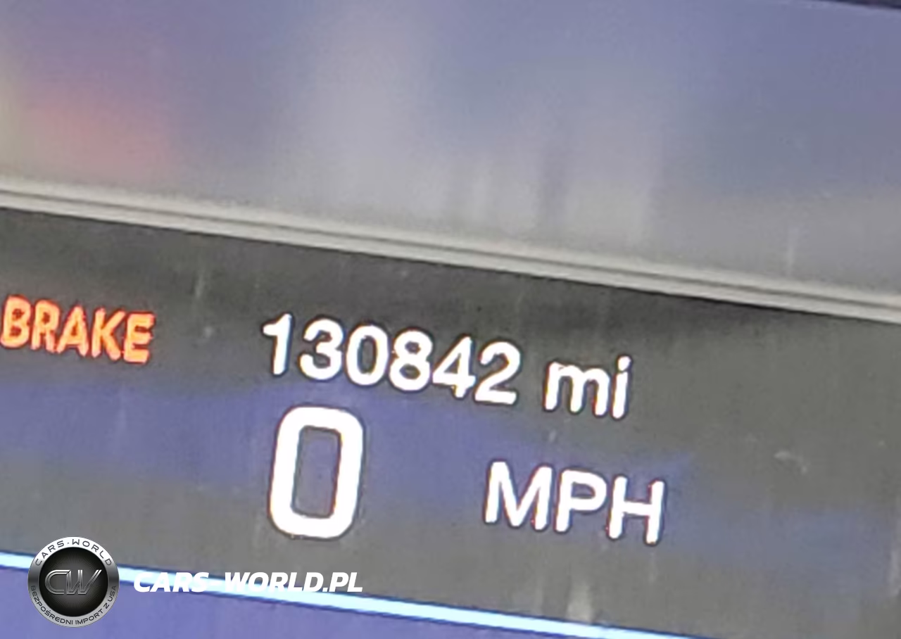 2015 Chrysler 200 C VIN:1C3CCCCB4FN593770 - 15