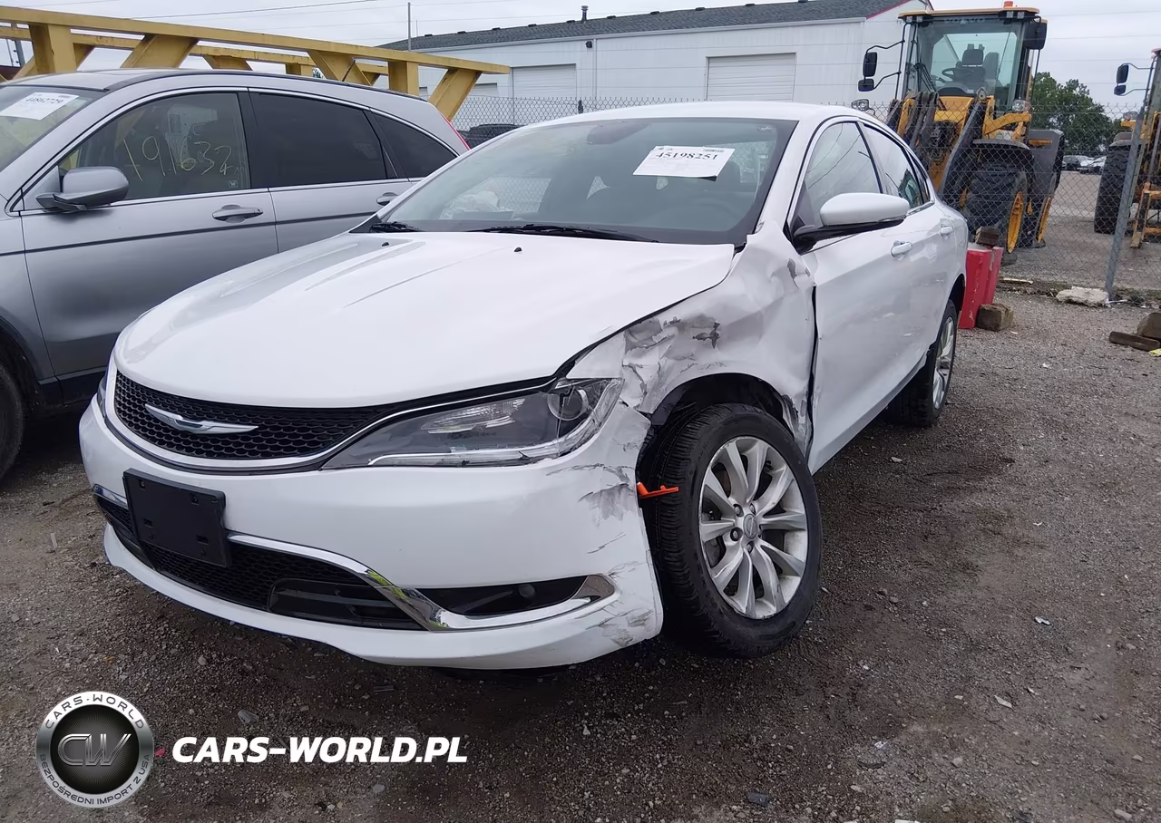 2015 Chrysler 200 C VIN:1C3CCCCB4FN593770 - 2