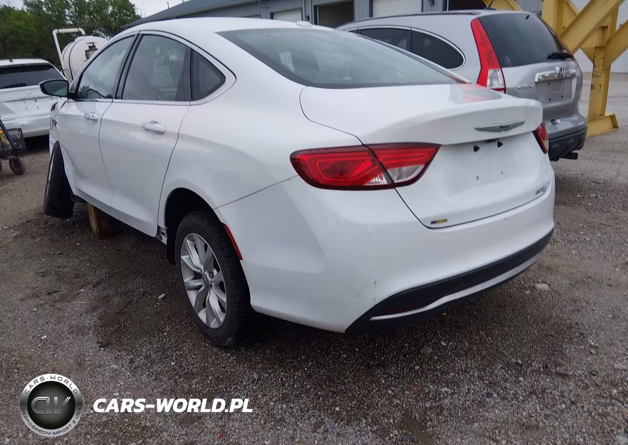 2015 Chrysler 200 C VIN:1C3CCCCB4FN593770 - 3