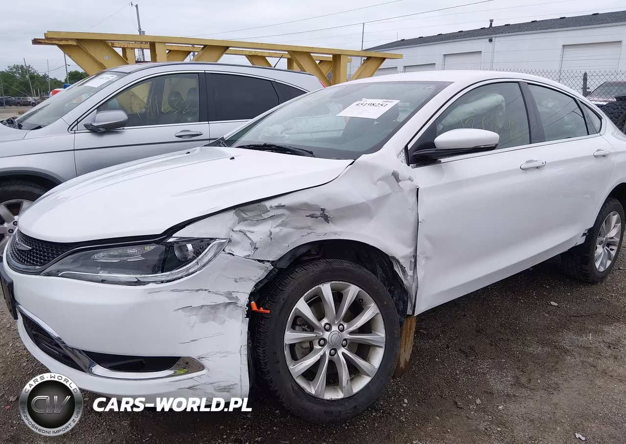 2015 Chrysler 200 C VIN:1C3CCCCB4FN593770 - 6