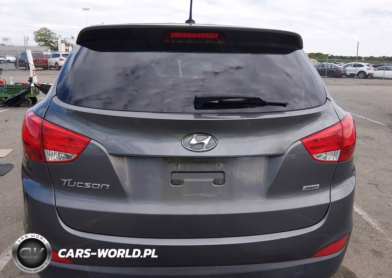 2015 Hyundai Tucson Gls VIN:KM8JTCAF5FU008463 - 16