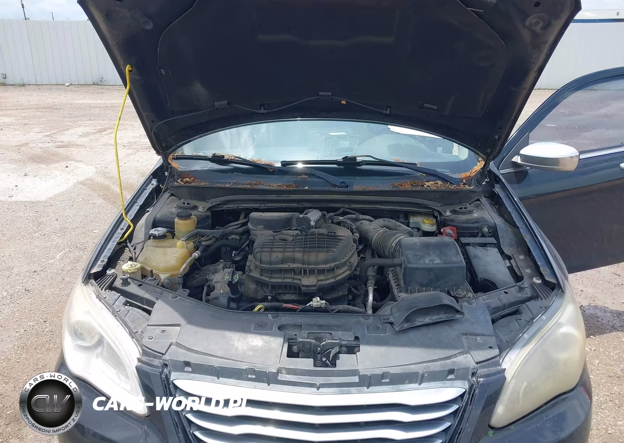 2013 Chrysler 200 Limited VIN:1C3CCBCG8DN526995 - 10