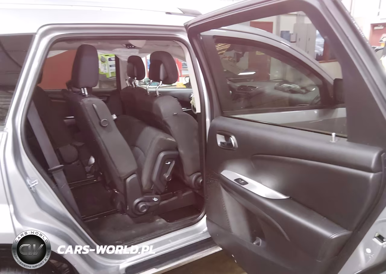 2017 Dodge Journey Crossroad VIN:3C4PDCGG4HT581914 - 8