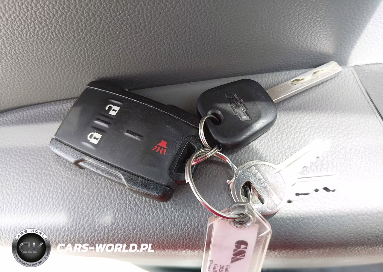 2018 Chevrolet Colorado Wt VIN:1GCHSBEAXJ1255101 - 11