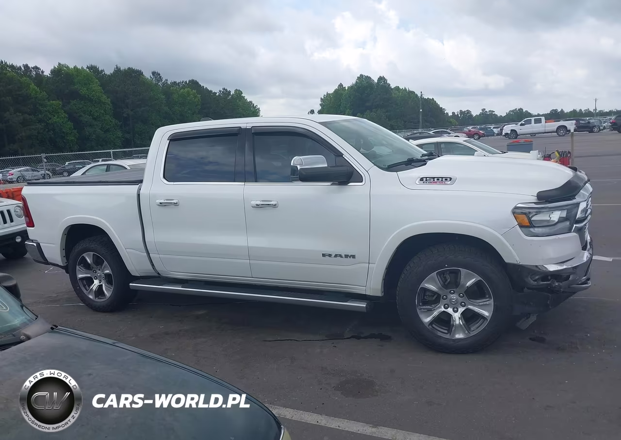 2020 Ram 1500 Laramie 4X4 5'7 Box VIN:1C6SRFJM8LN204045 - 13