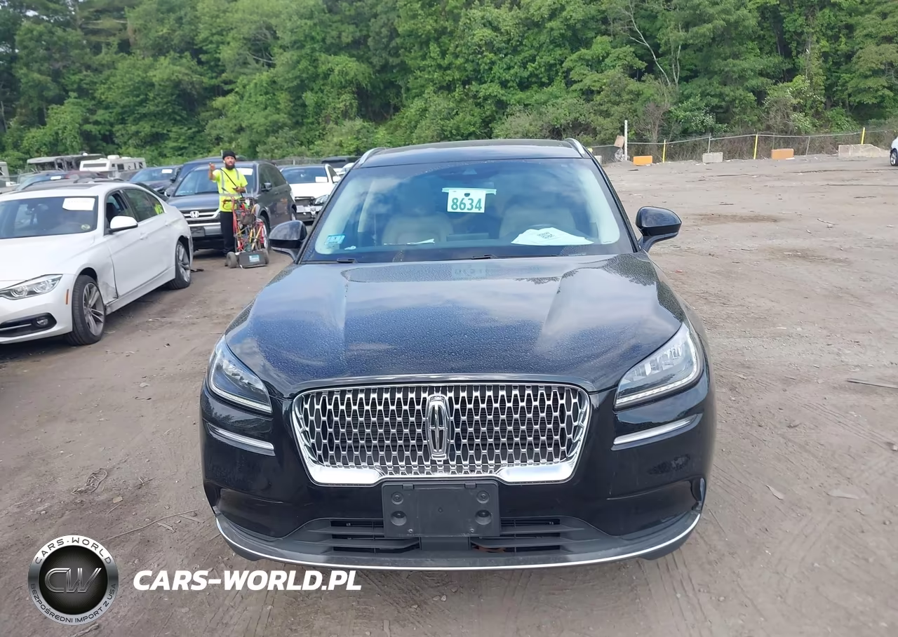 2022 Lincoln Corsair Standard VIN:5LMCJ1D93NUL01704 - 13