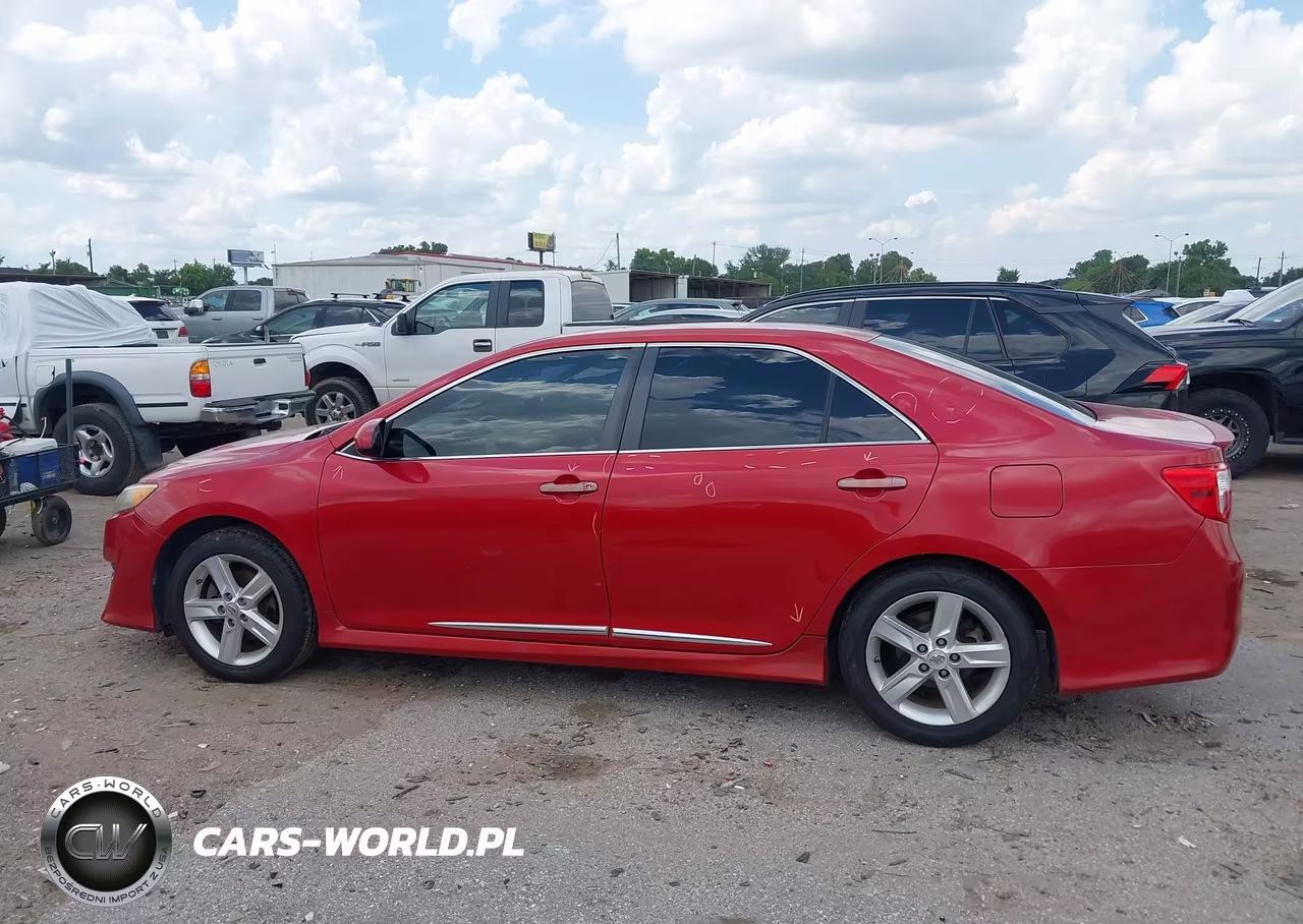 2014 Toyota Camry Se VIN:4T1BF1FK1EU774971 - 15