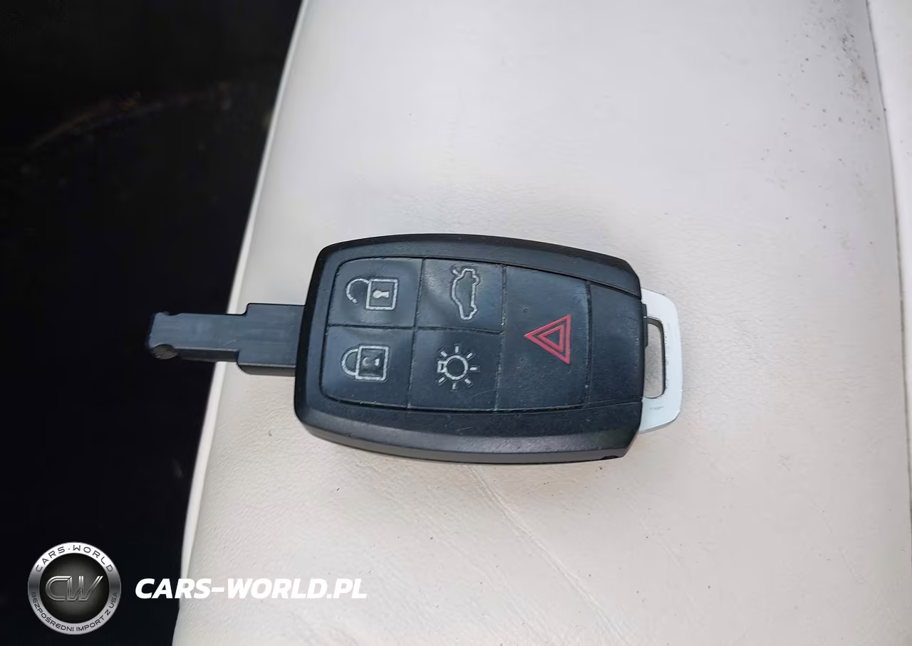 2011 Volvo C70 T5 VIN:YV1672MC6BJ117966 - 11