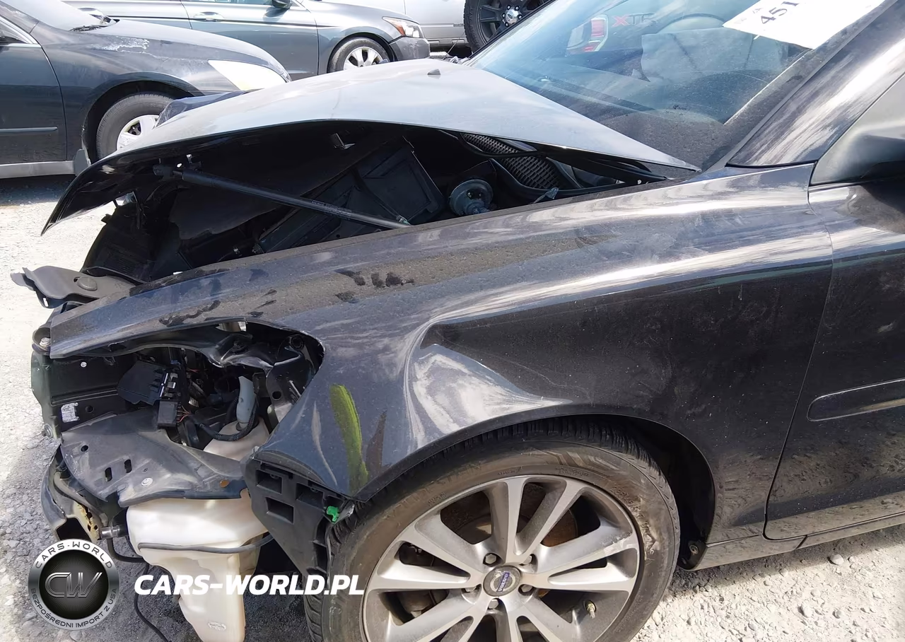 2011 Volvo C70 T5 VIN:YV1672MC6BJ117966 - 16