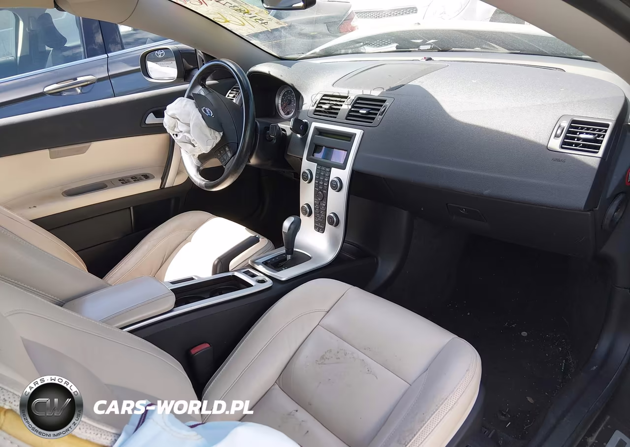 2011 Volvo C70 T5 VIN:YV1672MC6BJ117966 - 5