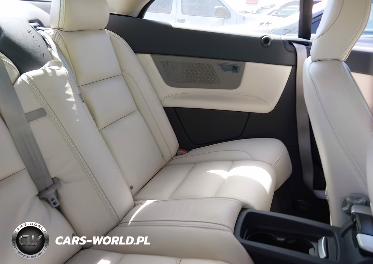 2011 Volvo C70 T5 VIN:YV1672MC6BJ117966 - 8