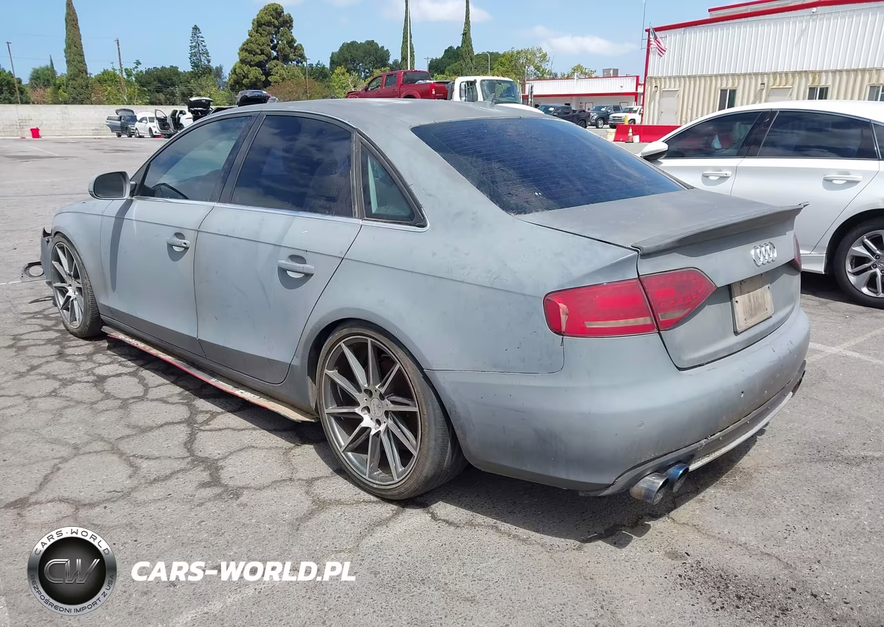 2010 Audi A4 2.0T Premium VIN:WAUFFAFL1AN021215 - 3