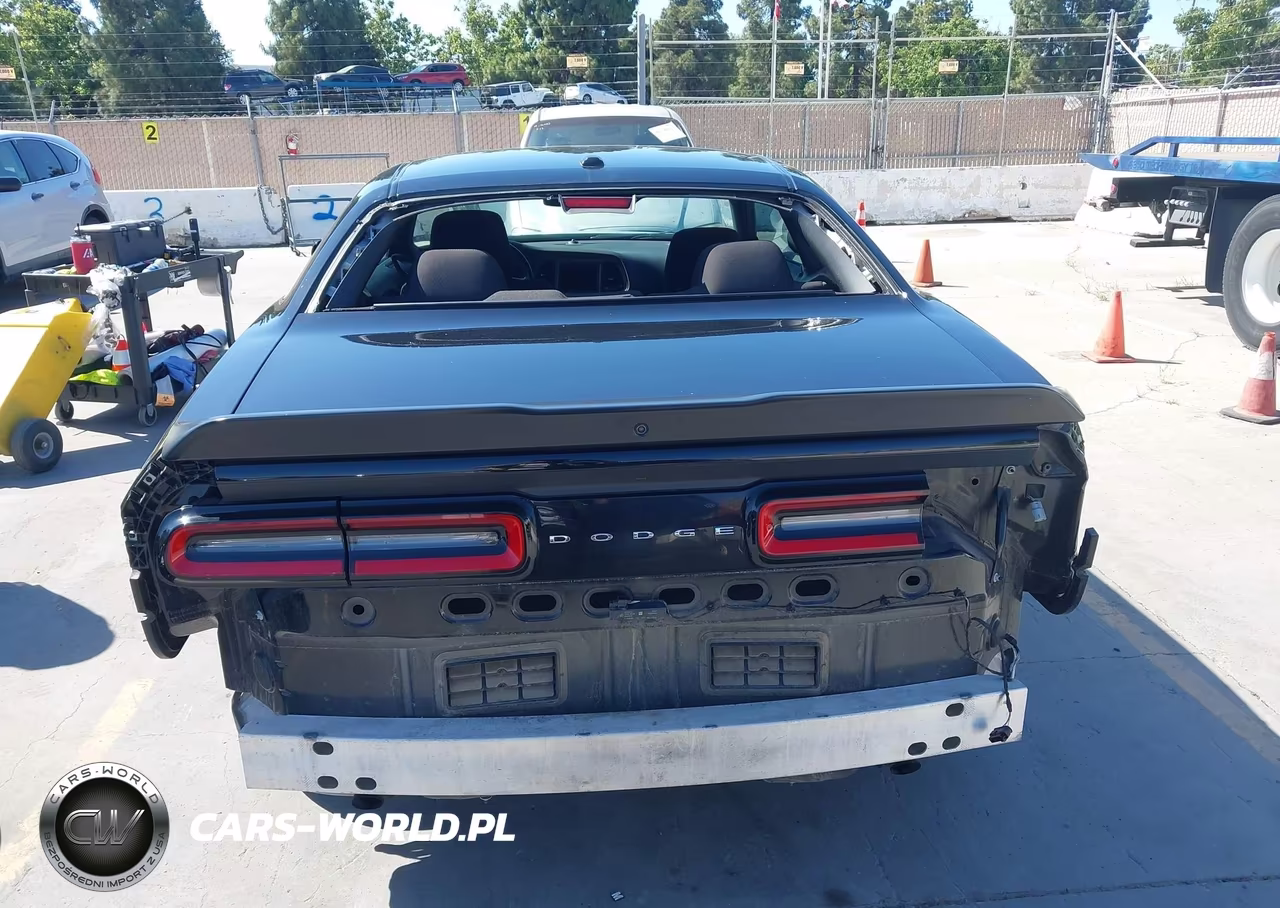 2023 Dodge Challenger Sxt VIN:2C3CDZAG8PH526470 - 17