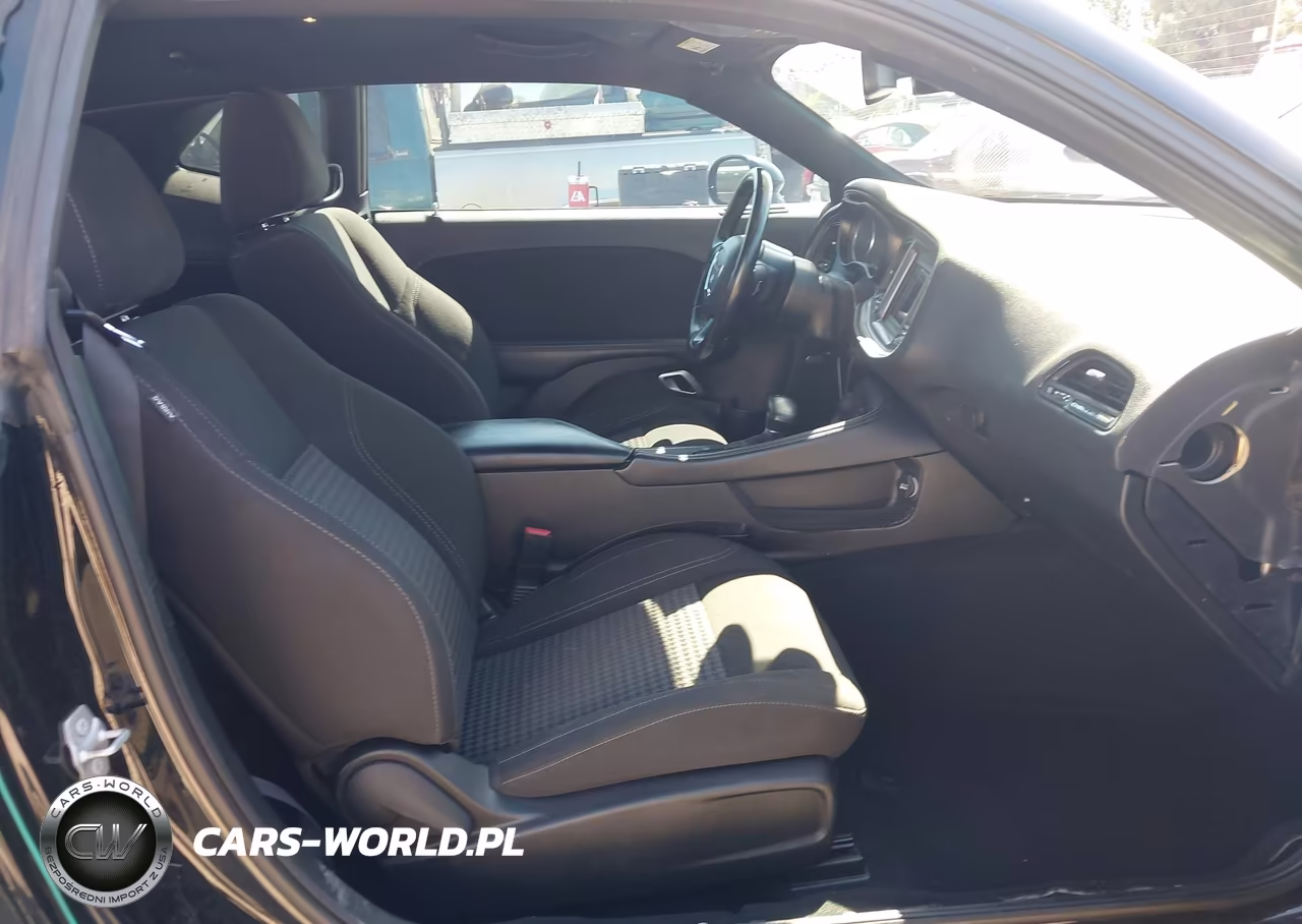 2023 Dodge Challenger Sxt VIN:2C3CDZAG8PH526470 - 5