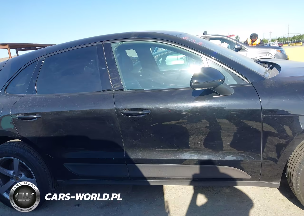 2017 Porsche Macan VIN:WP1AA2A51HLB03444 - 13