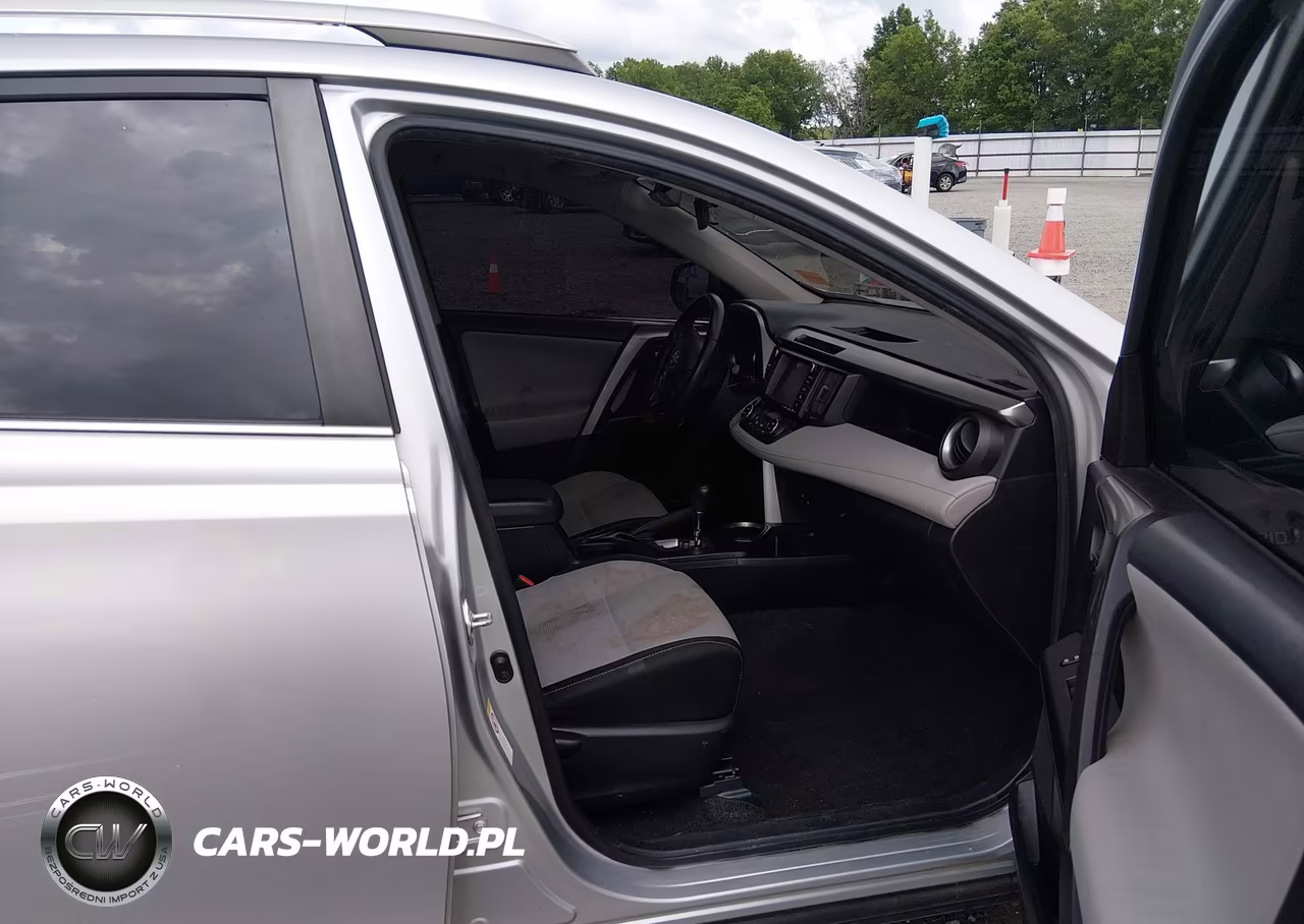 2016 Toyota Rav4 Hybrid Xle VIN:JTMRJREV9GD020151 - 5