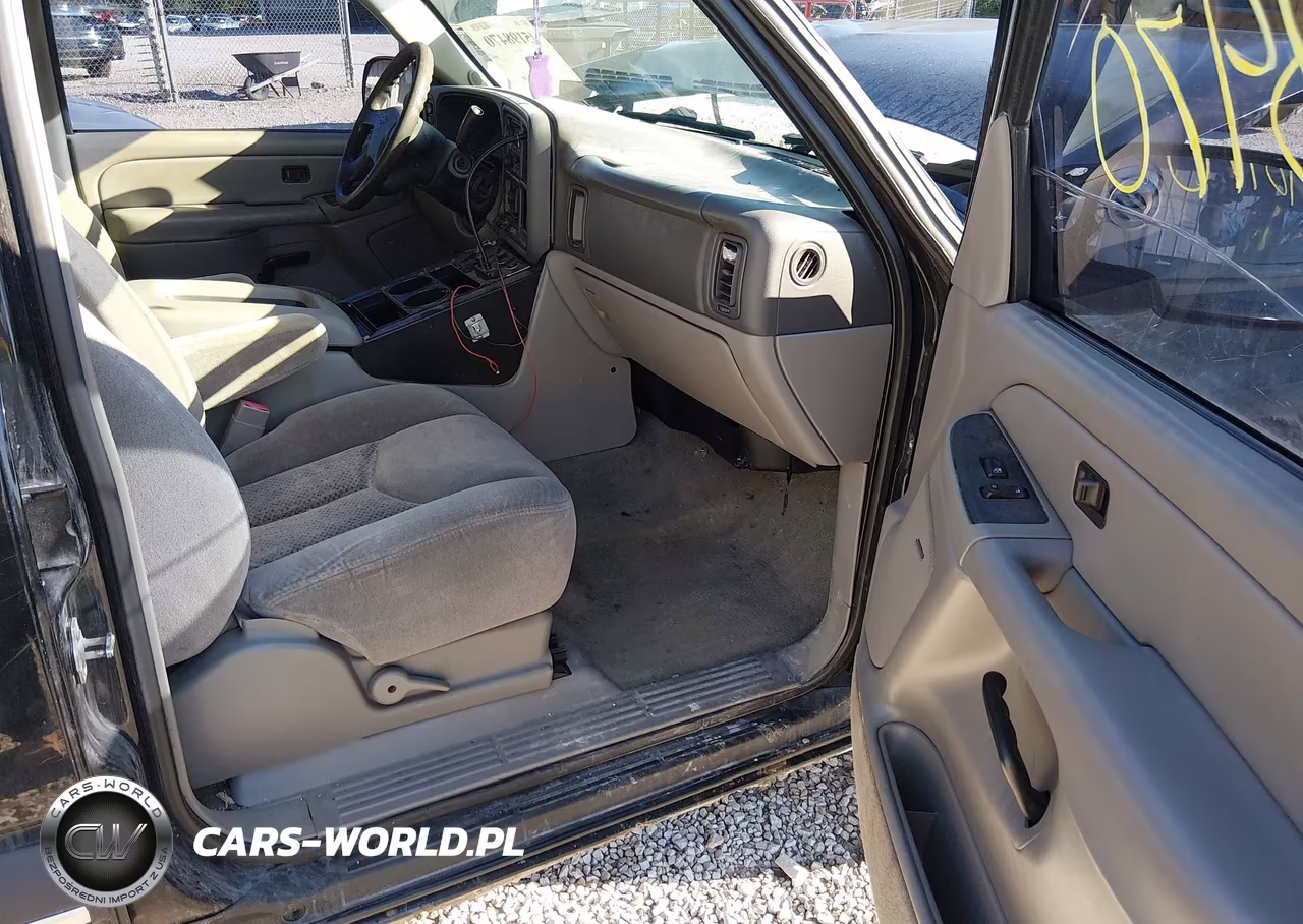 2004 Chevrolet Tahoe Ls VIN:1GNEK13V44R205794 - 5
