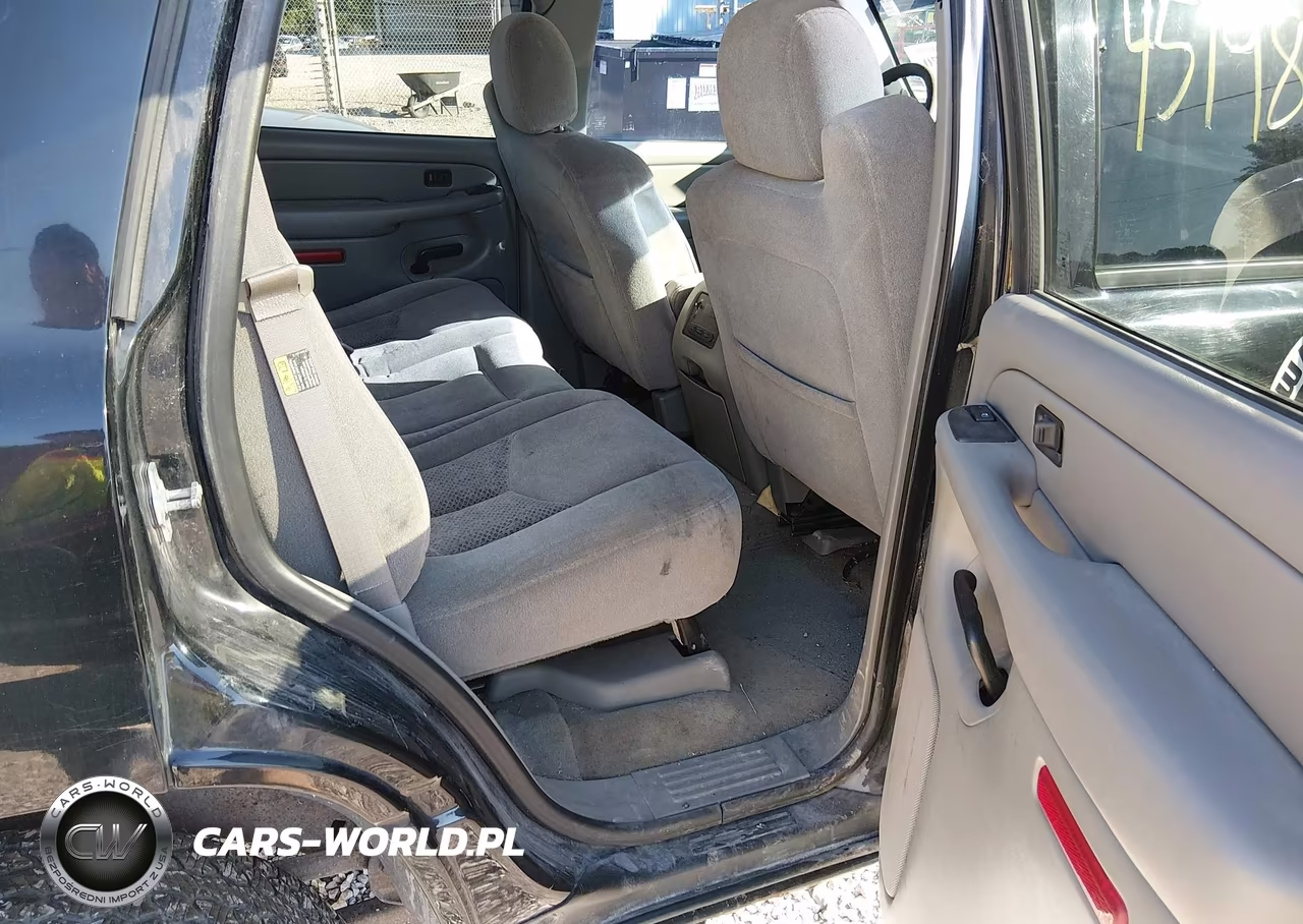2004 Chevrolet Tahoe Ls VIN:1GNEK13V44R205794 - 8