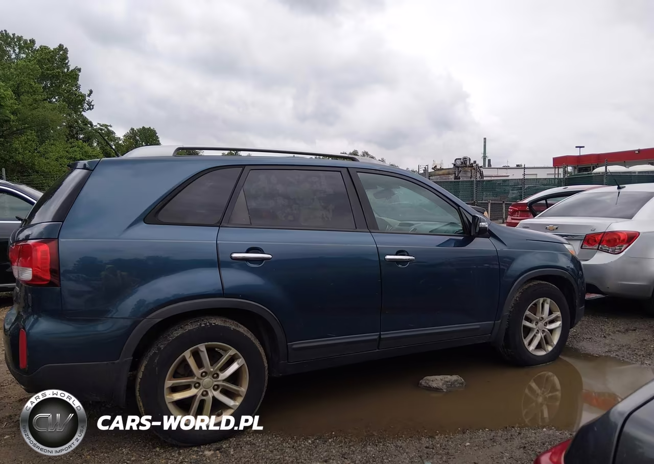 2015 Kia Sorento Lx VIN:5XYKT4A68FG580949 - 13