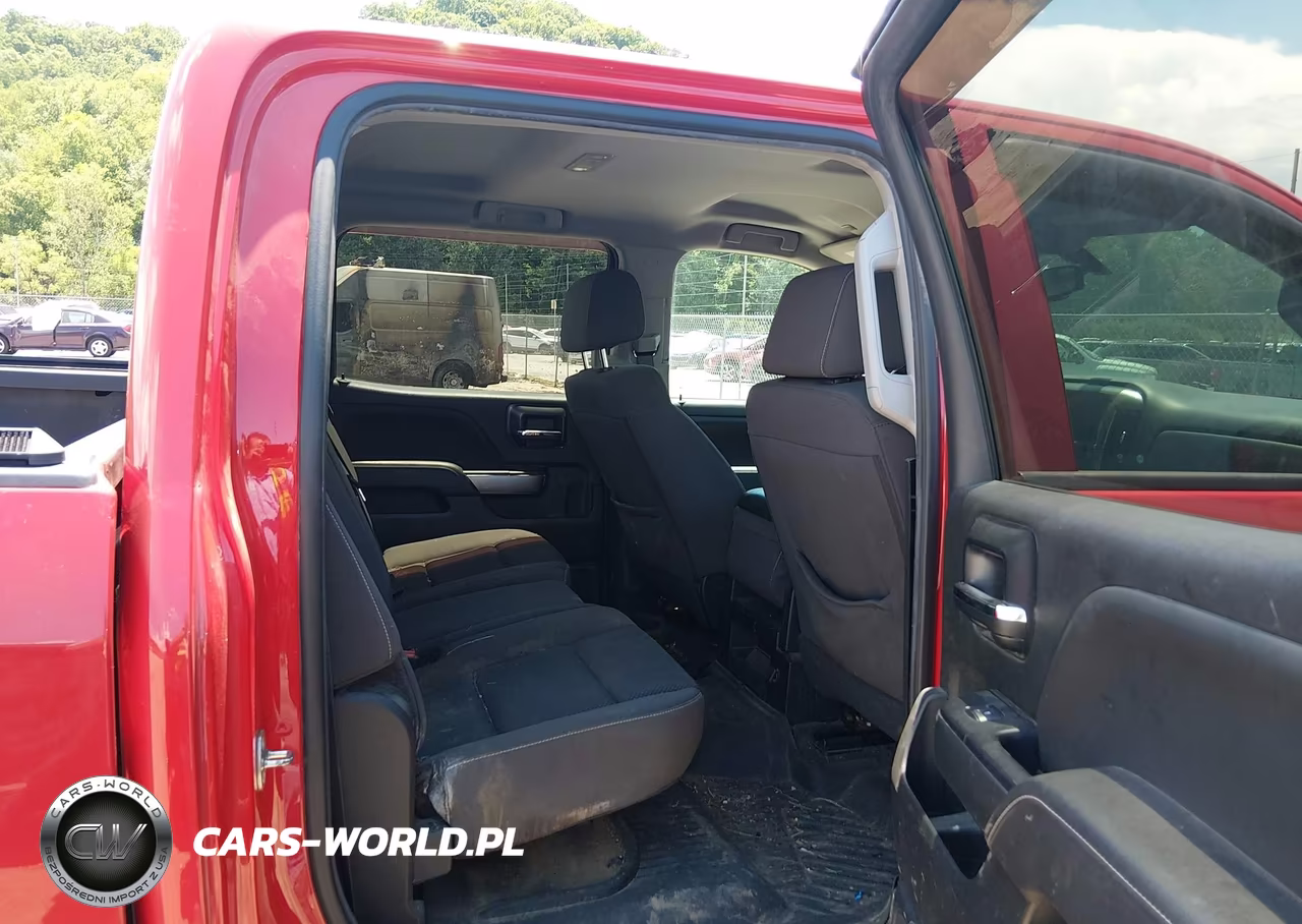 2018 Chevrolet Silverado 1500 1Lt VIN:3GCUKREC8JG626492 - 8