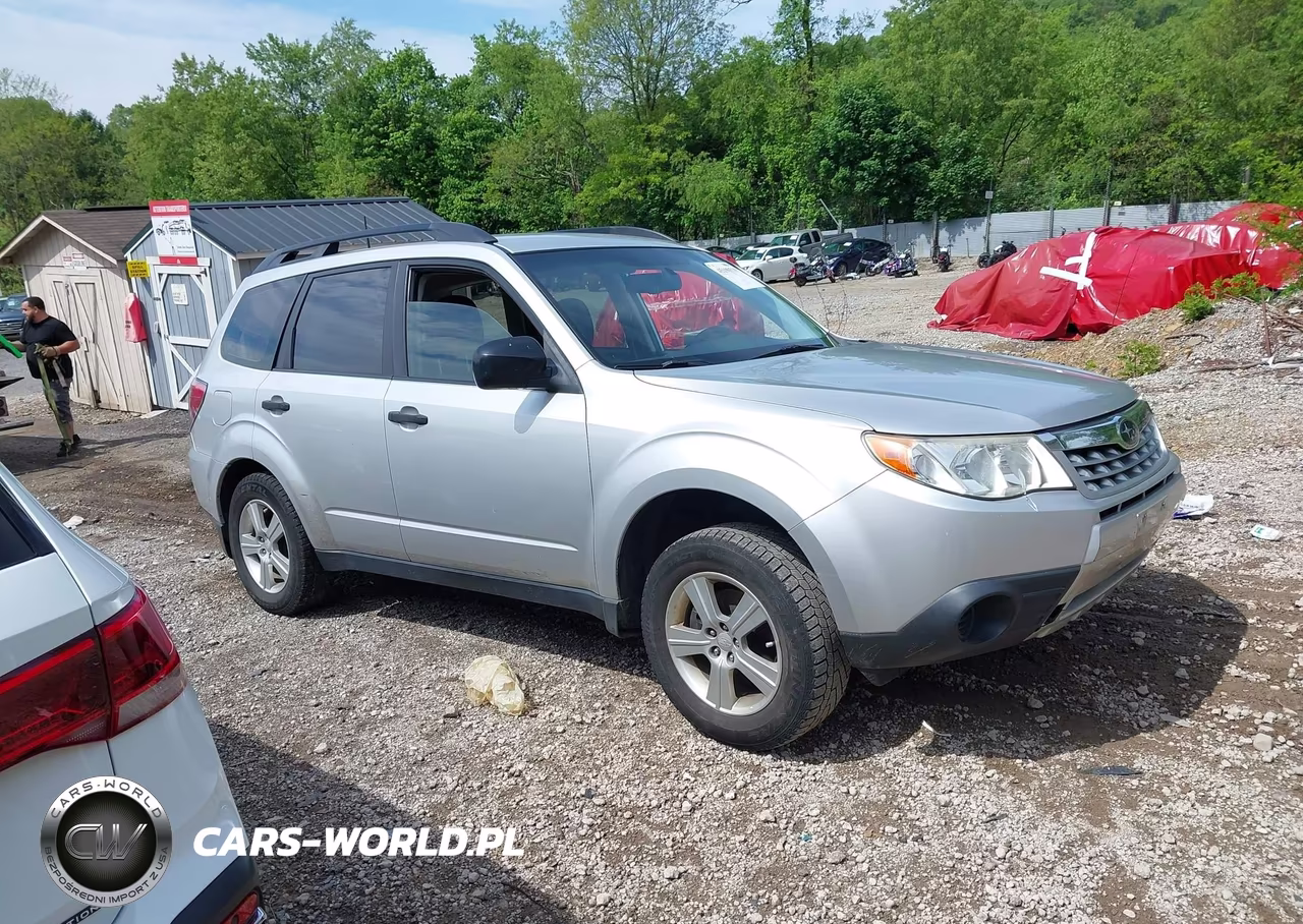 2011 Subaru Forester 2.5X – zdjęcie 1 z 11