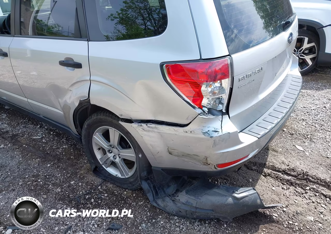 2011 Subaru Forester 2.5X VIN:JF2SHABC1BH772950 - 6
