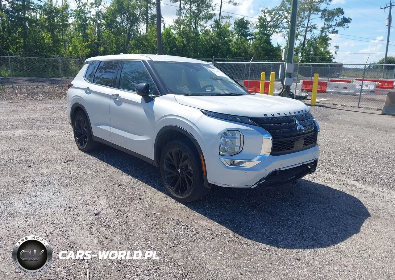 2024 Mitsubishi Outlander Se Black Edition S-Awc – zdjęcie 1 z 16