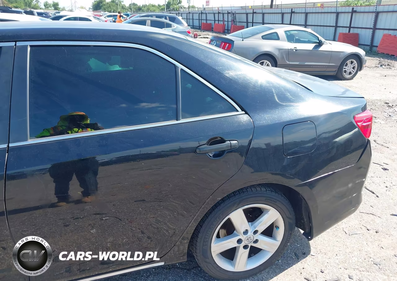 2012 Toyota Camry Le VIN:4T4BF1FK4CR253925 - 14