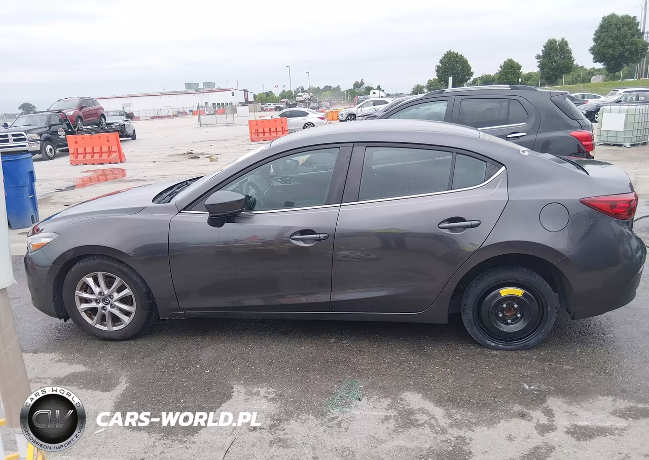 2018 Mazda Mazda3 Sport VIN:3MZBN1U79JM185247 - 14