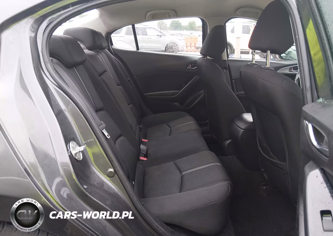 2018 Mazda Mazda3 Sport VIN:3MZBN1U79JM185247 - 8
