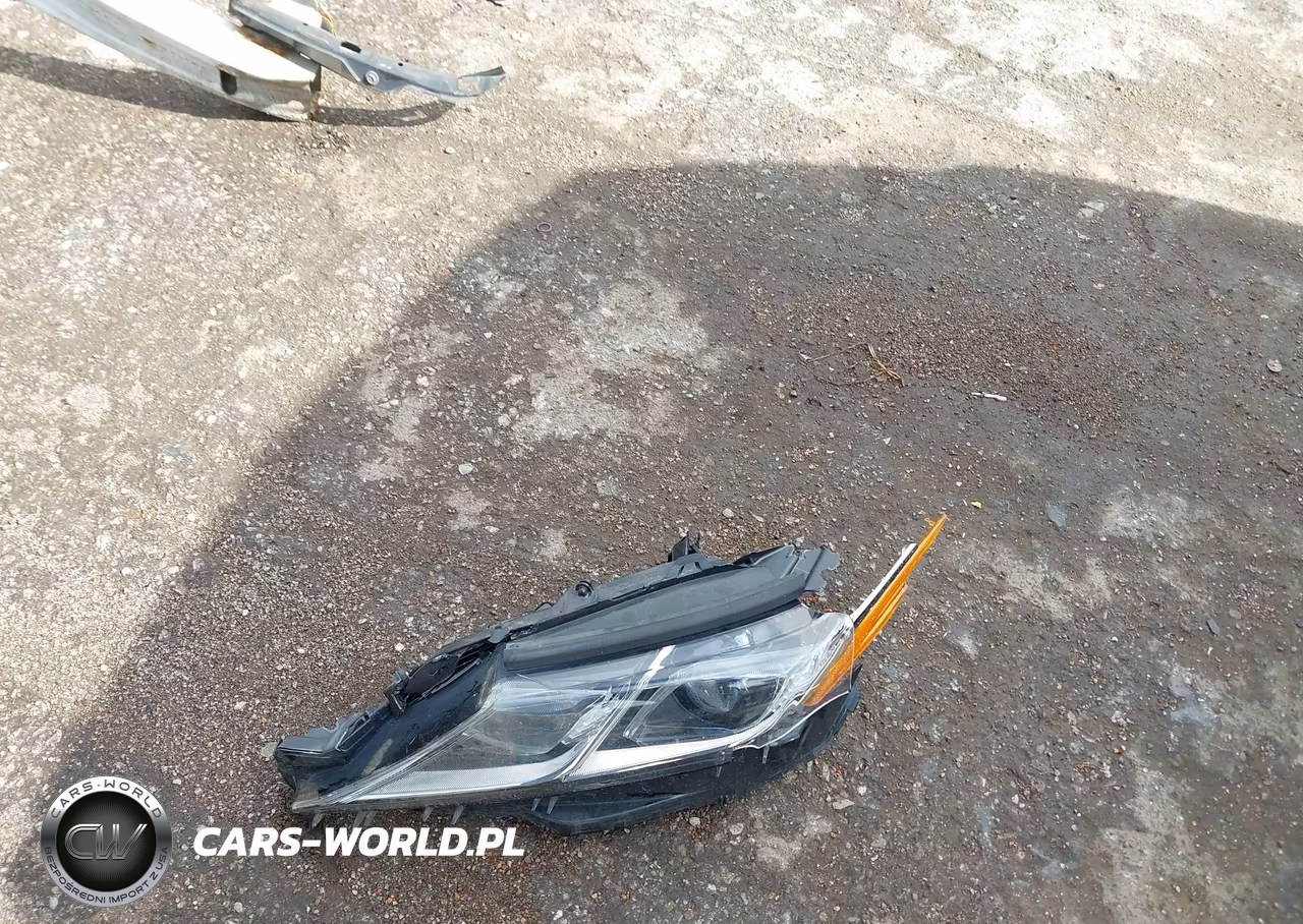 2018 Toyota Camry Le VIN:JTNB11HKXJ3006692 - 12